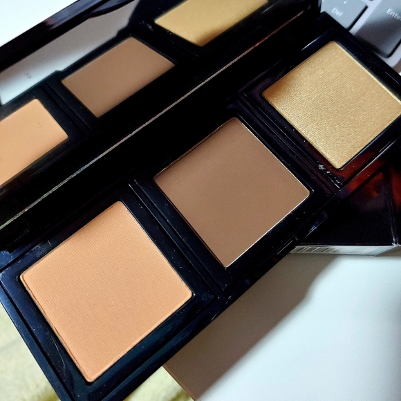 Bobbi Brown Other - Bobbi brown eyeshadow palette new